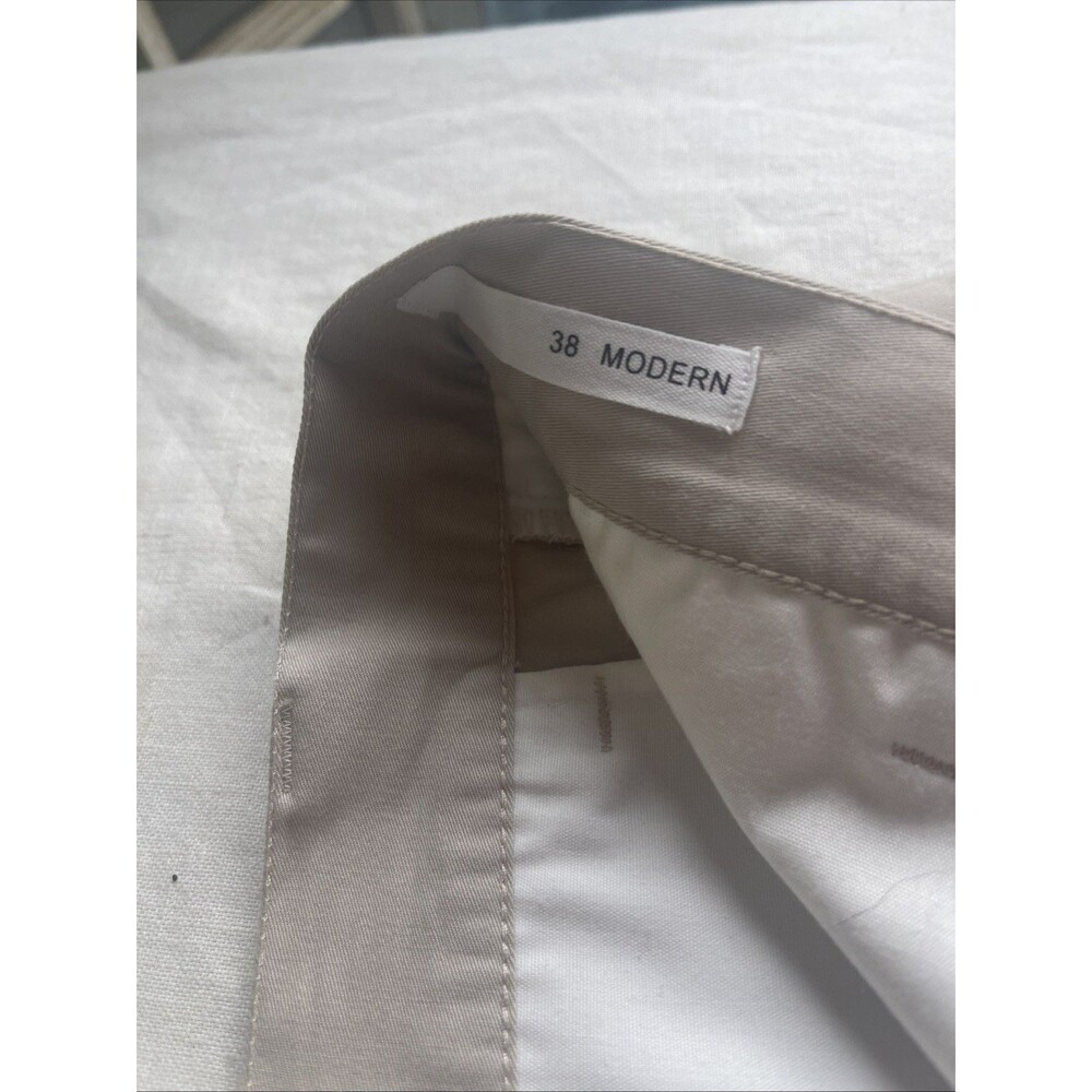 Five Four Shorts Men's Cheshire Size 38 Classic Sand High Rise 9" Inseam NWT - Picture 3 of 10